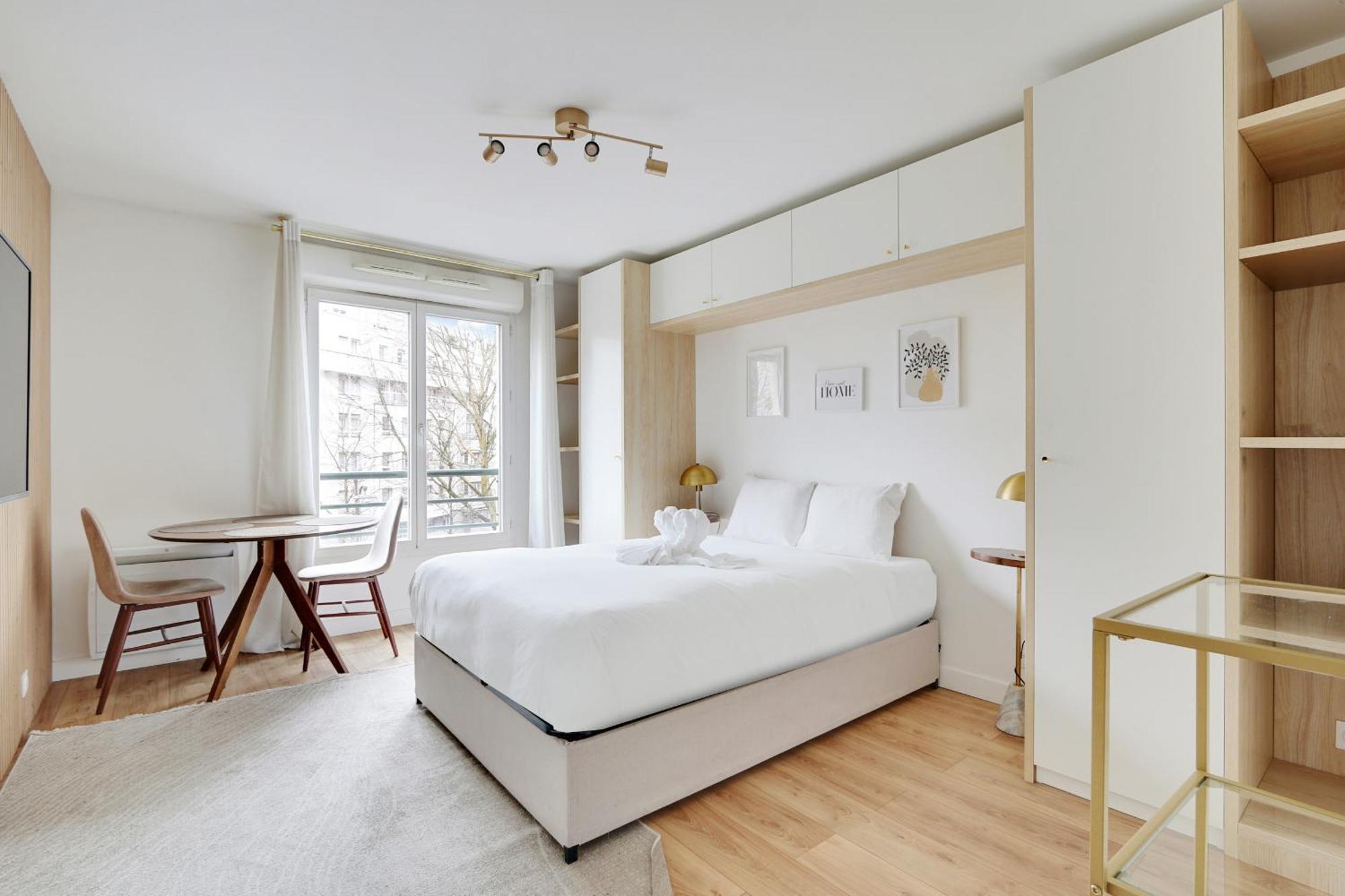 Apartment Lovely In *